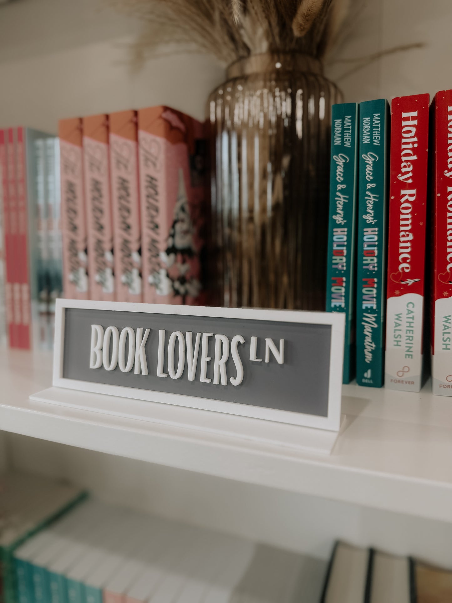 Book Lovers Acrylic Shelf Sign w/ Stand