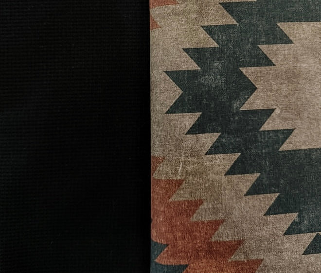 Waffle Knit Kindle Sleeve-Black w/ Aztec Design