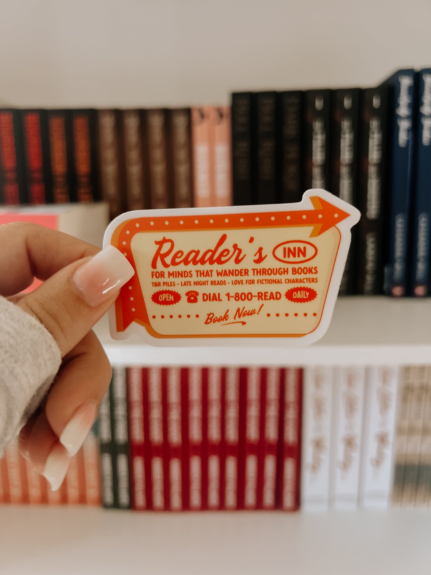 Reader's Inn Sticker – For Minds that Wander Through Books