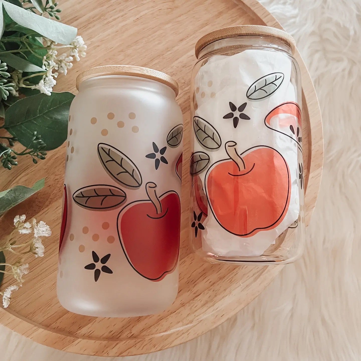 Apples 16oz Clear Glass Cup w/ Bamboo Lid