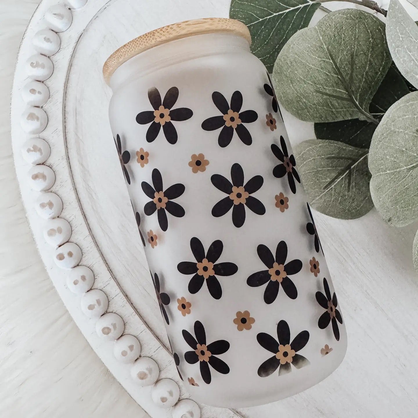 Minimalist Daisy 16oz Frosted Glass Cup w/ Bamboo Lid