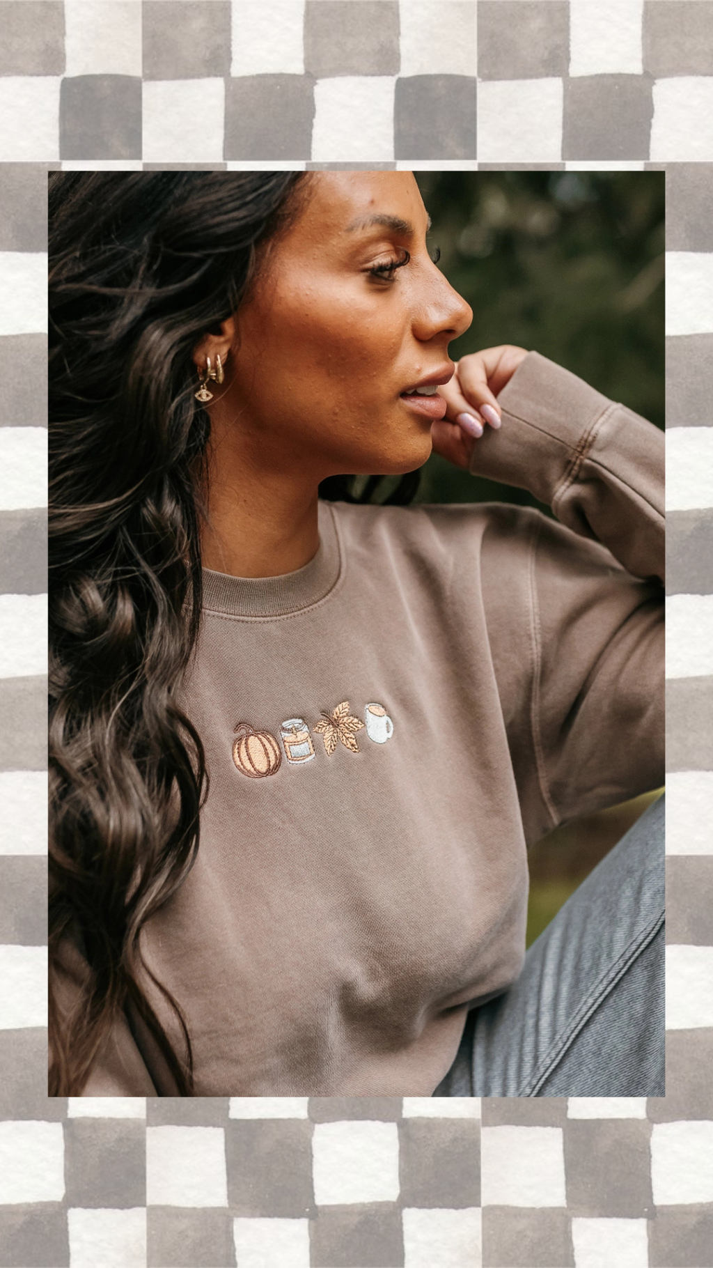 Embroidered Pigment Crewneck Sweatshirt -Brown