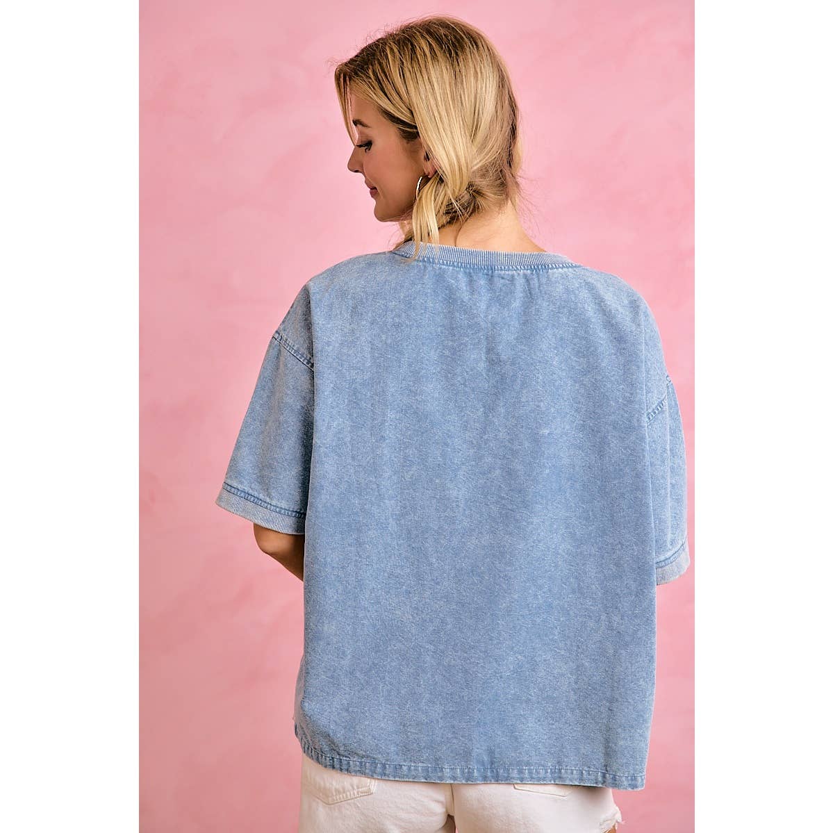 GAMEDAY DENIM WASH FOOTBALL T SHIRT