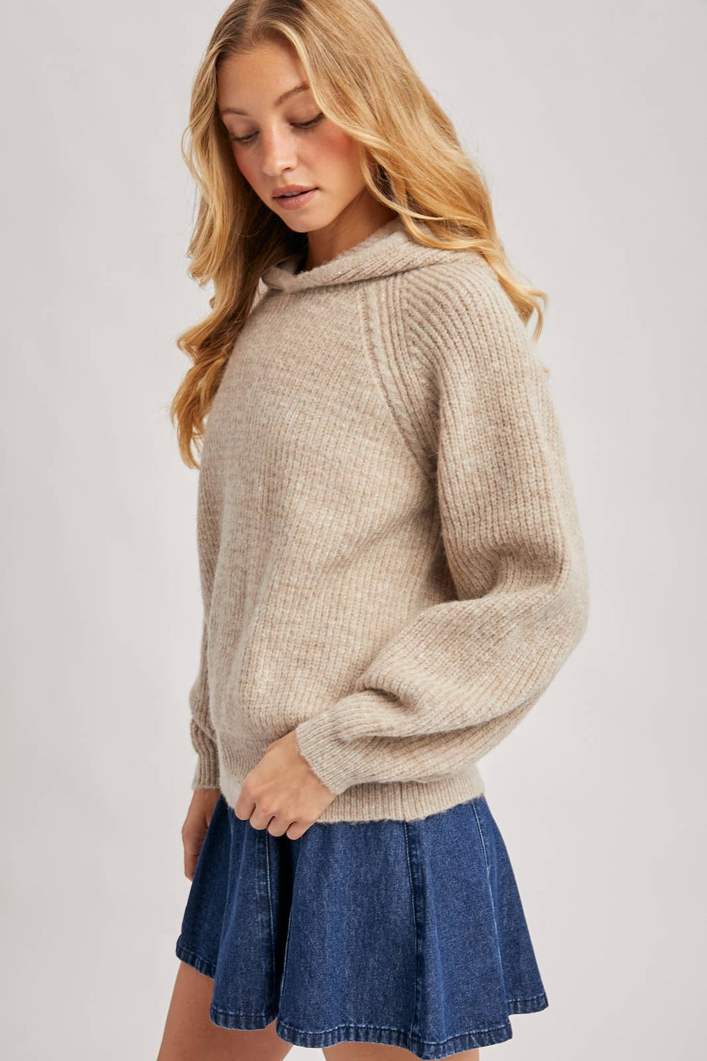 VEDA KNITTED HOODIE