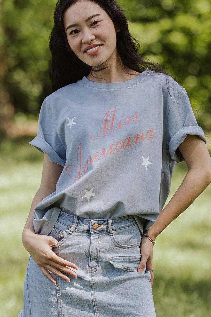 Miss Americana Star Cropped Tee