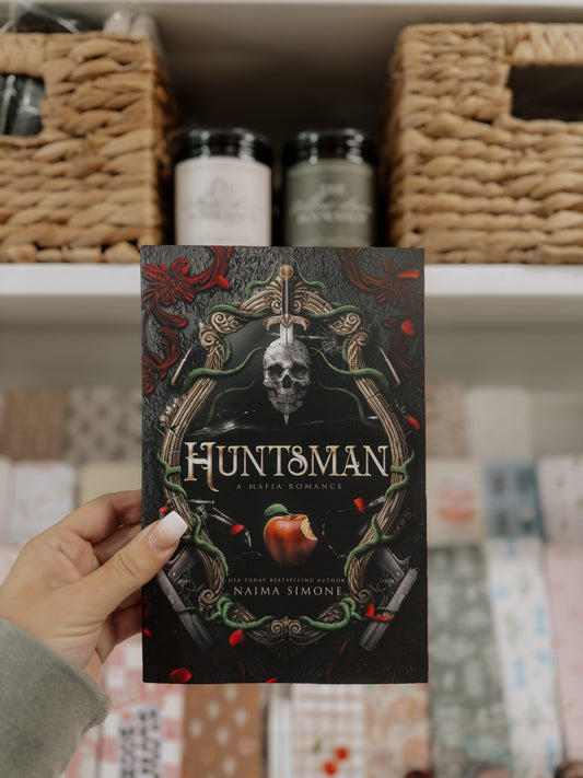 Huntsman (The Hunted Kingdom, Book 1)