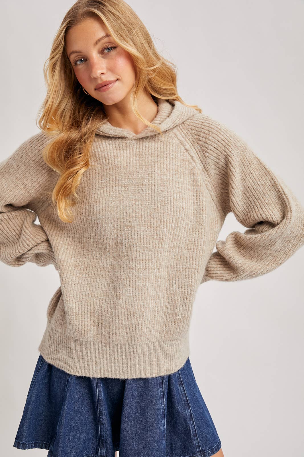 VEDA KNITTED HOODIE