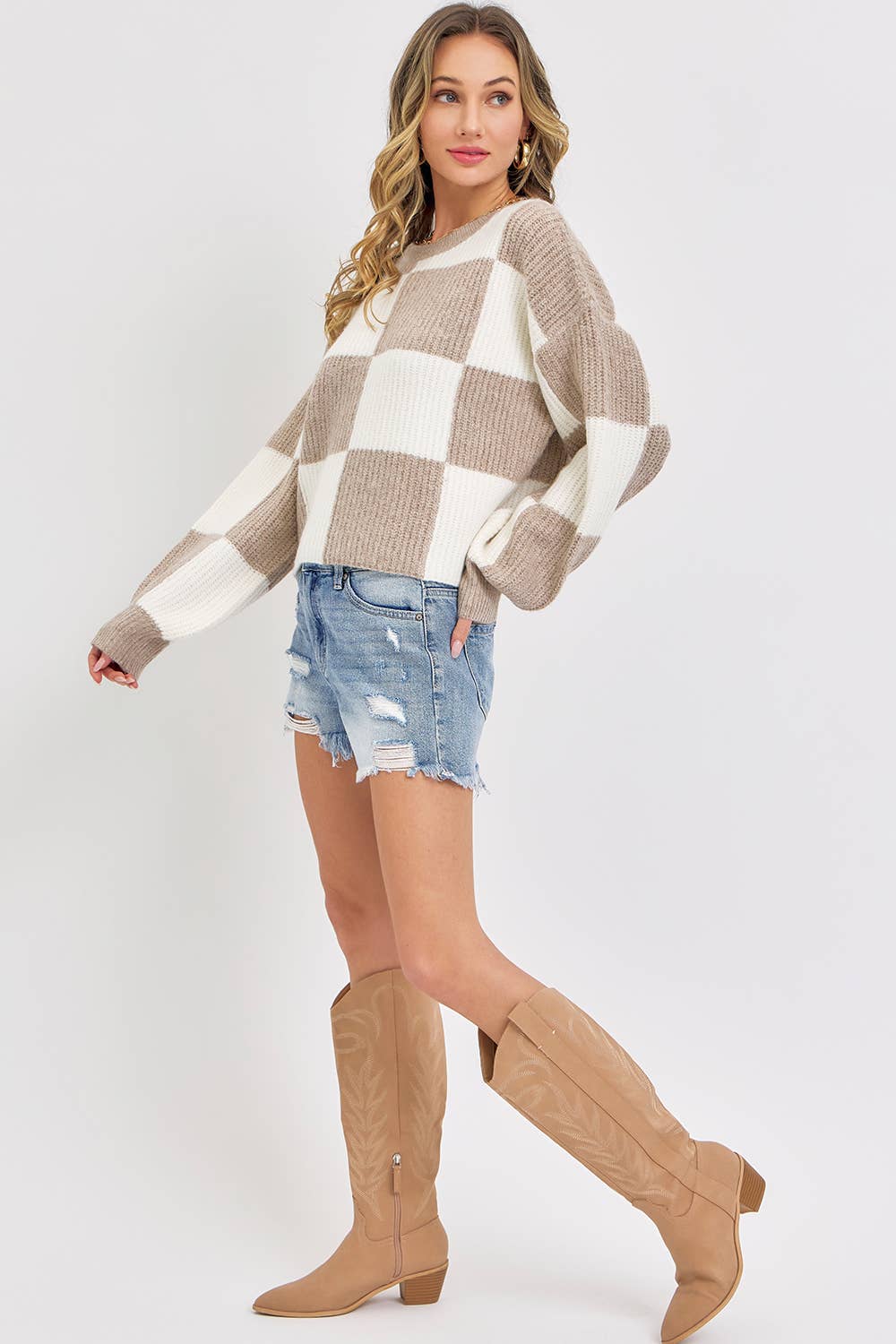 CASUAL & COZY  RELAXED FIT CHECKER KNIT SWEATER -MOCHA