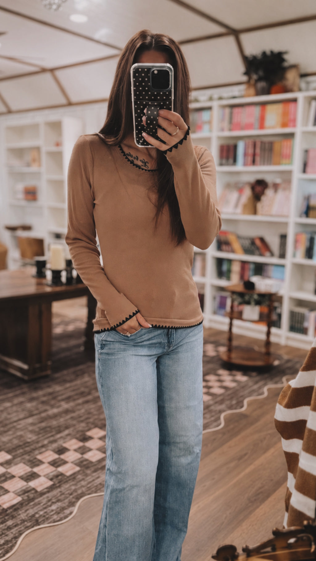 LONG SLEEVE SOFT KNIT TOP