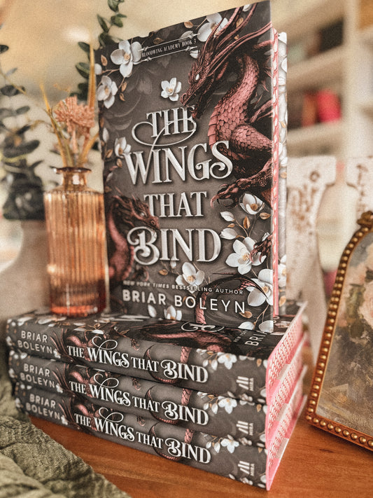 The Wings That Bind-Bloodwing Academy, Book 3(Deluxe Edition)