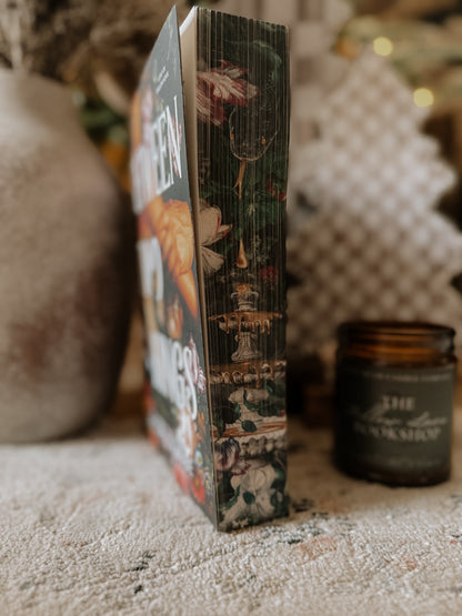 Between Two Kings(Split & Swallow Book 2) (Deluxe Edition)