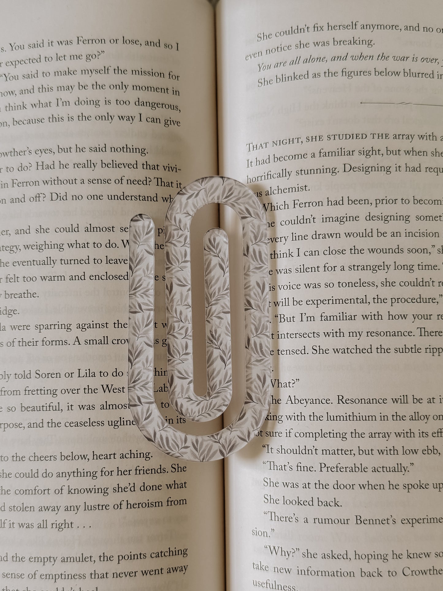 Willow Botanicals Jumbo Paperclip Bookmark