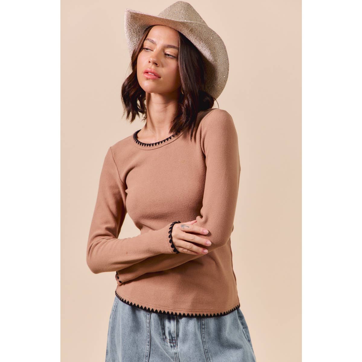 LONG SLEEVE SOFT KNIT TOP